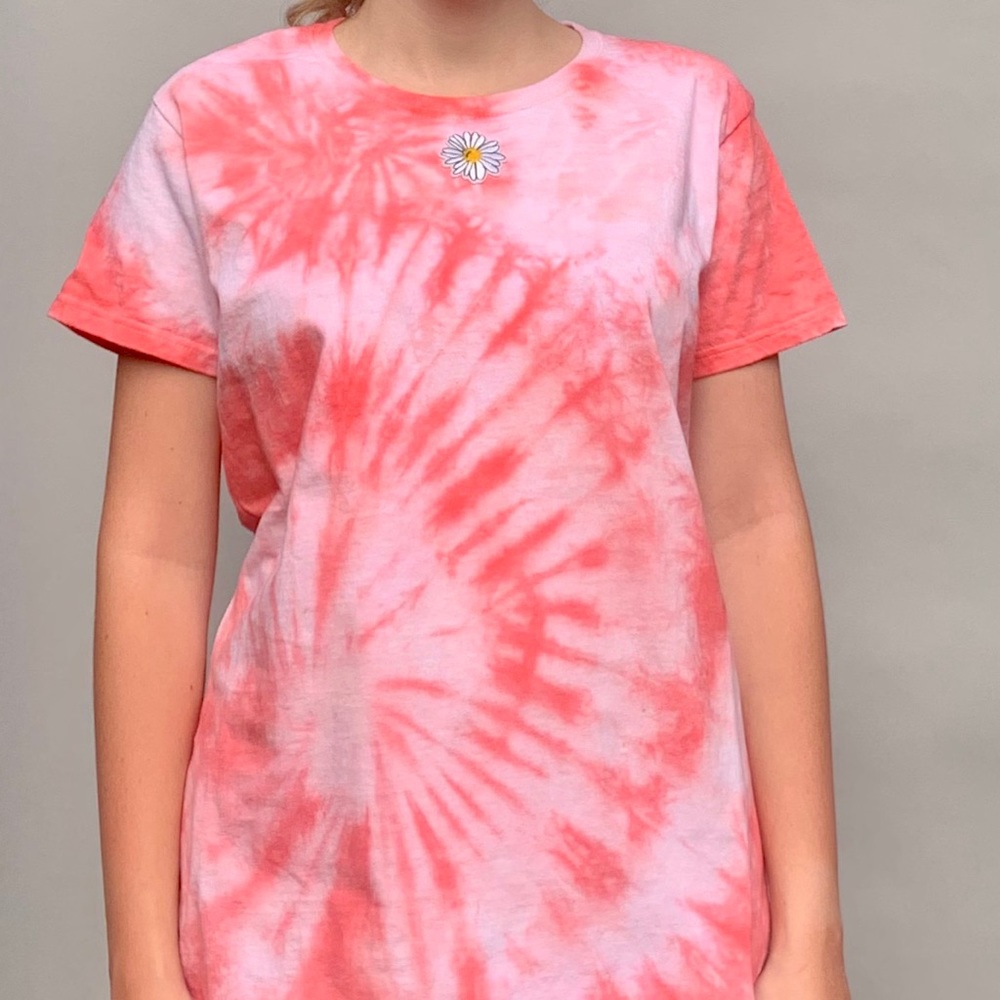 Coral red and white tye dye shirt